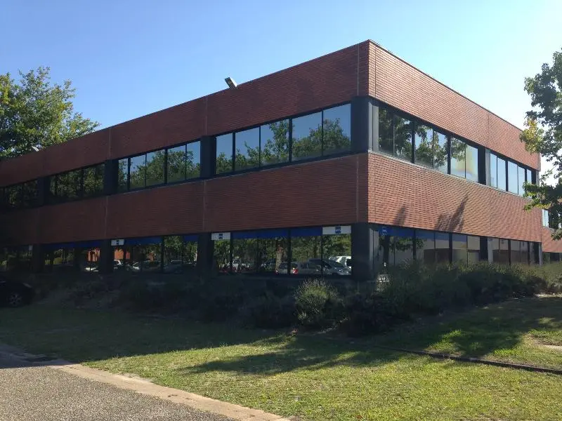 Bureaux de 171 m² en location à Mérignac