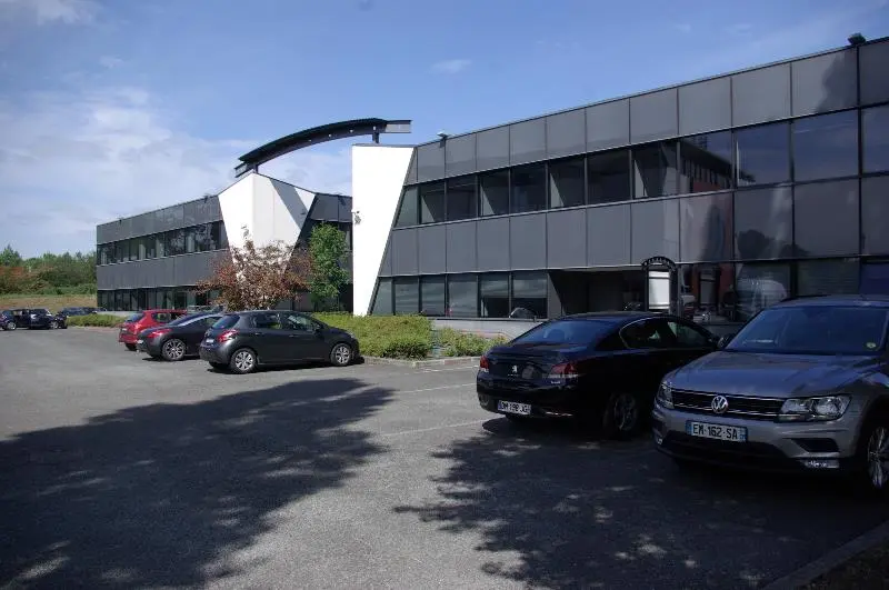 Bureaux à la location de 113 m²