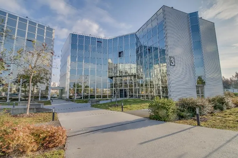 Bureaux à la location de 90 m²