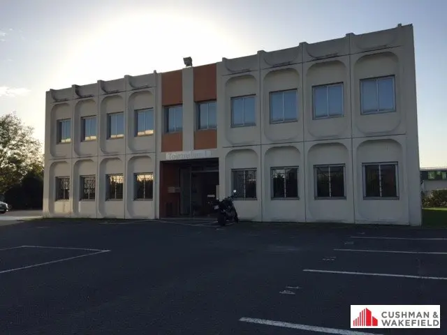 Bureaux à la location de 110 m² à Mérignac