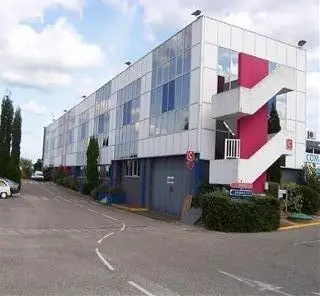 Bureaux à la location de 237 m²