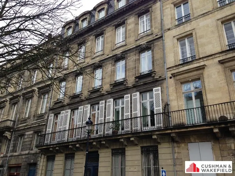 A louer Bureaux 89m² Bordeaux