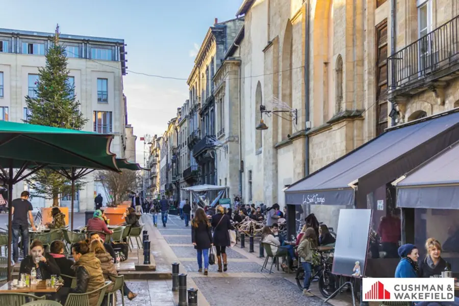 A CEDER DROIT AU BAIL - HYPER CENTRE BORDEAUX