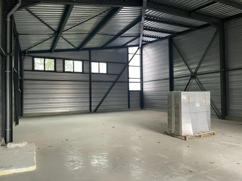 A louer Locaux d'activité 250m² Mérignac