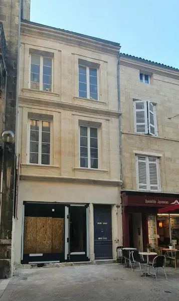 Bureau à louer, Hôtel de ville 30 m²