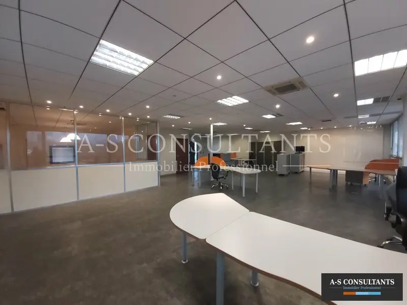 A louer Bureaux 150m² Agnin