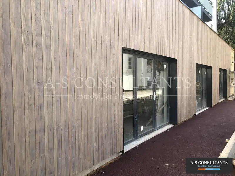 A vendre Locaux d'activité 83m² Barberaz