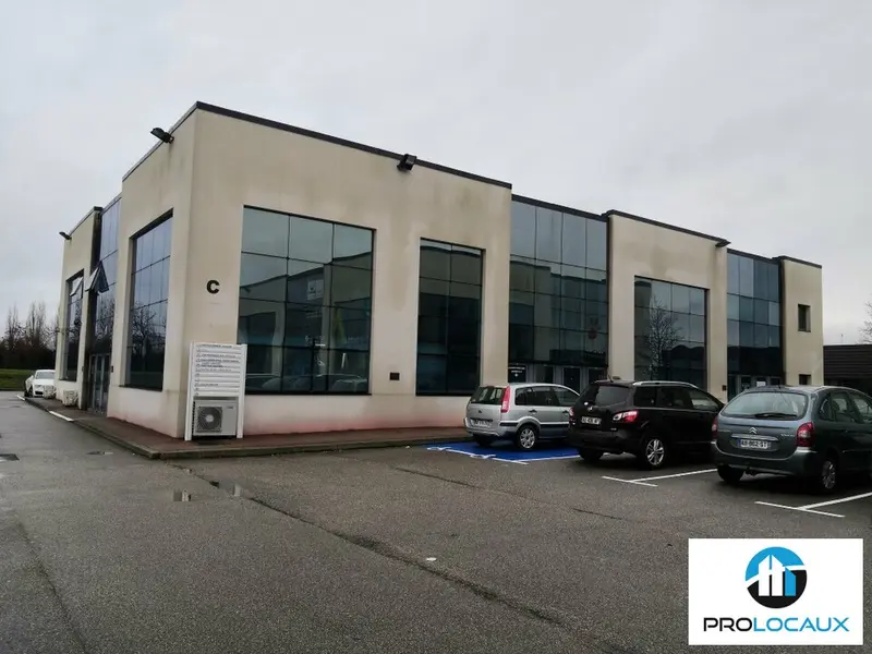 A louer Bureaux 108m² Évreux