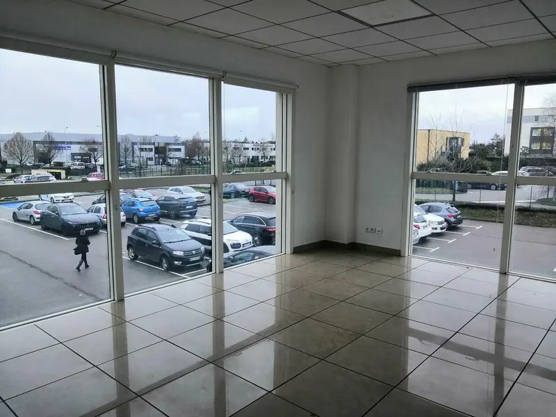 A louer Bureaux 108m² Évreux