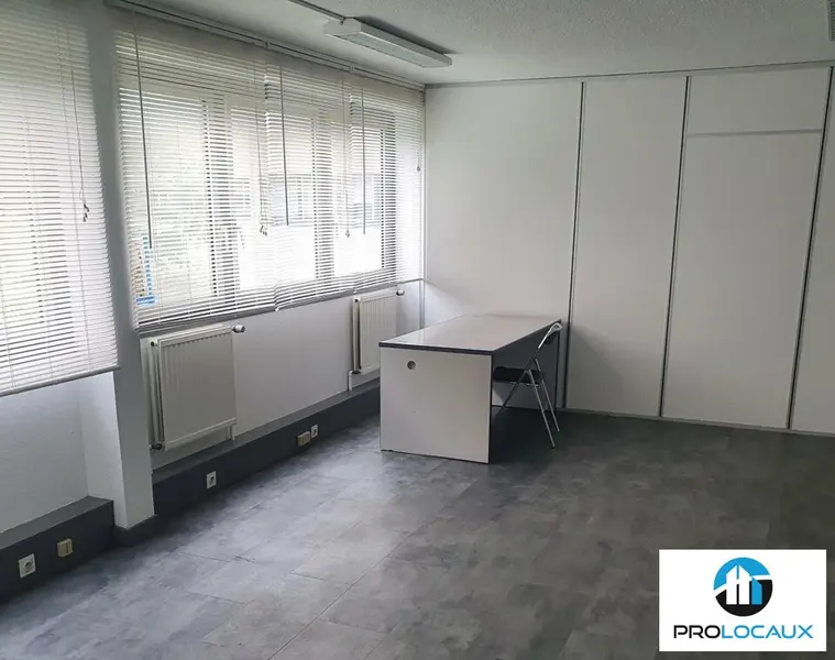 A louer Bureaux 352m² Fontanil-Cornillon