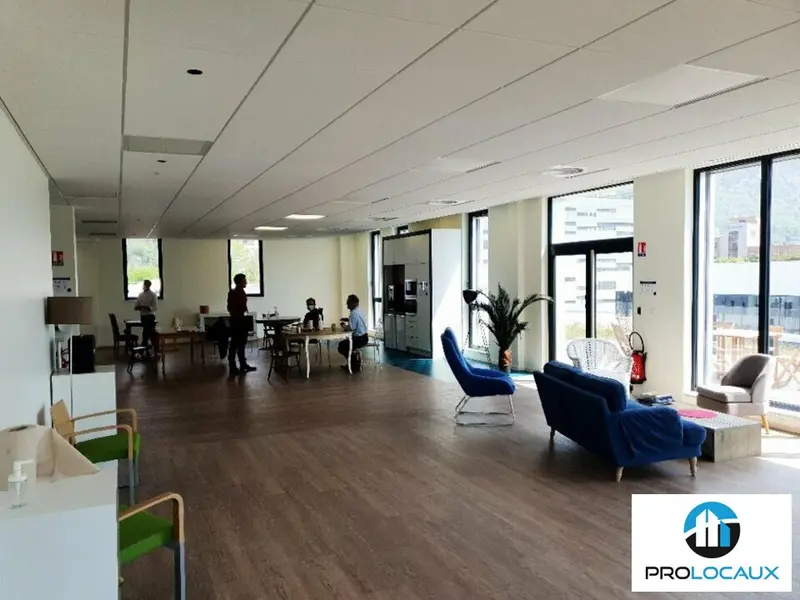 A louer Bureaux 90m² Grenoble