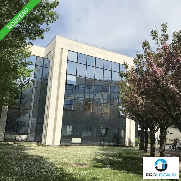 A louer Bureaux 266m² Cergy