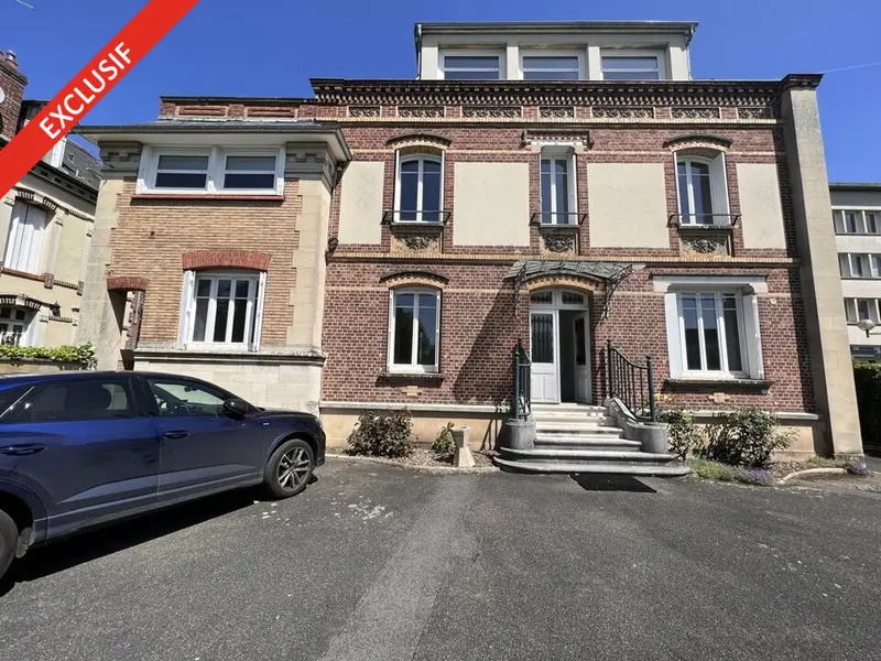 A vendre Bureaux 453m² Allonne