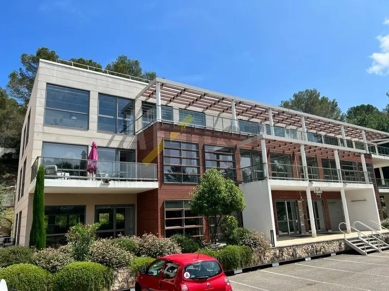 À LOUER 269m2 DE BUREAUX À SOPHIA ANTIPOLIS