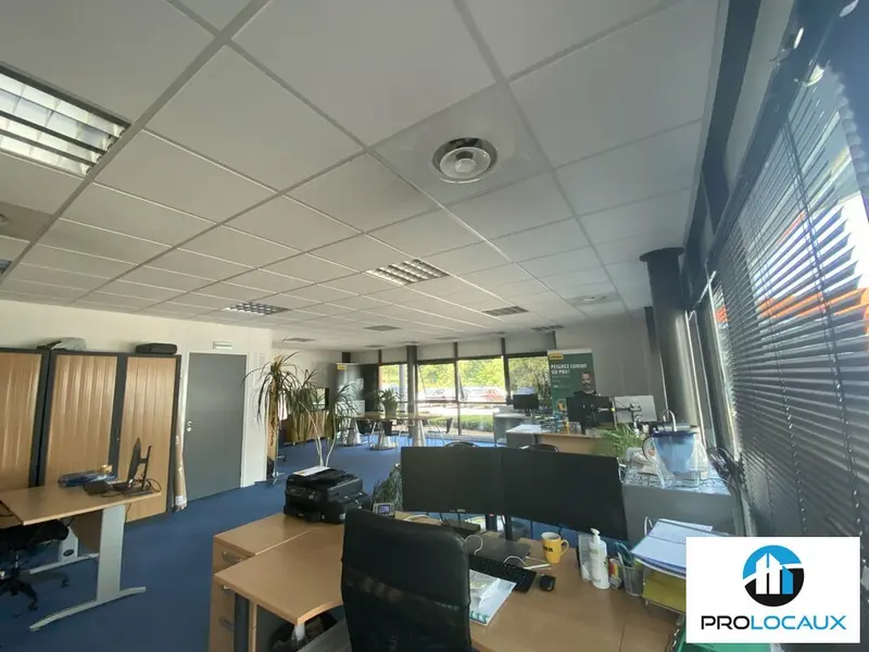 A louer Bureaux 62m² La Buisse