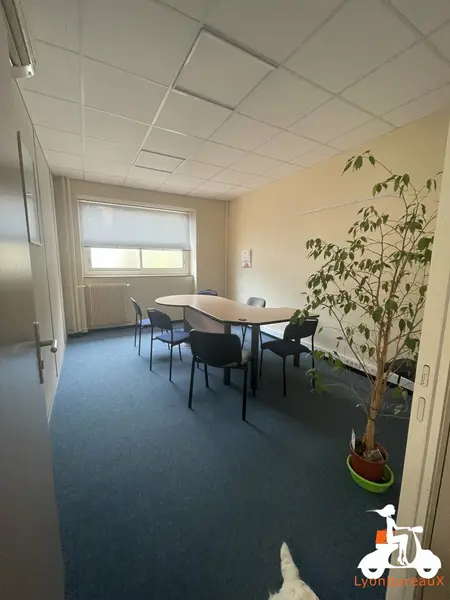 LOCATION - BUREAUX - 100M2 - LYON 4