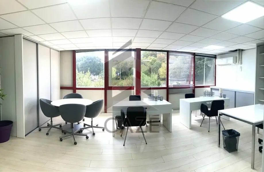 BUREAUX A LOUER - SORTIE ROCADE - LORMONT