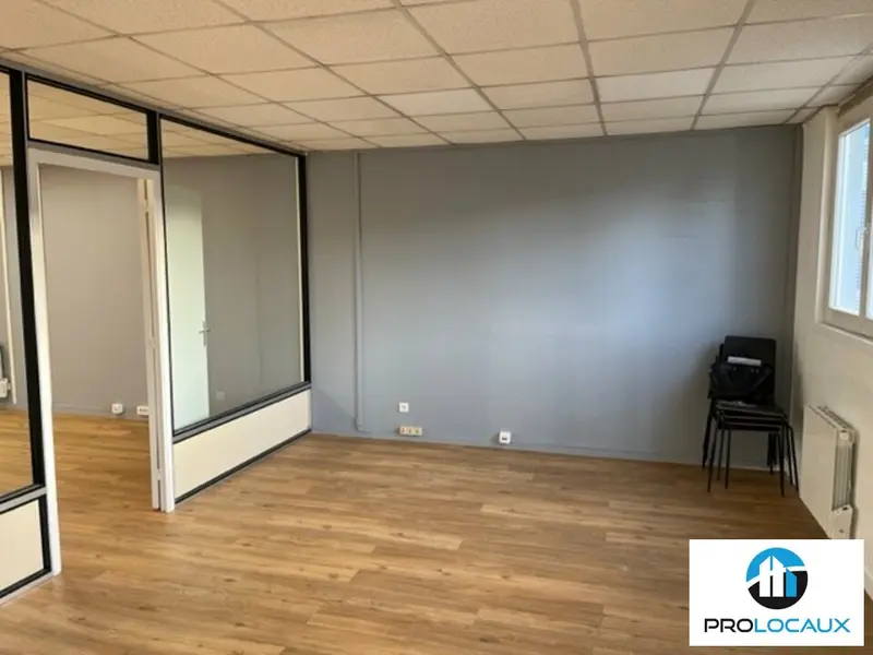 A louer Bureaux 156m² Le Petit-Quevilly