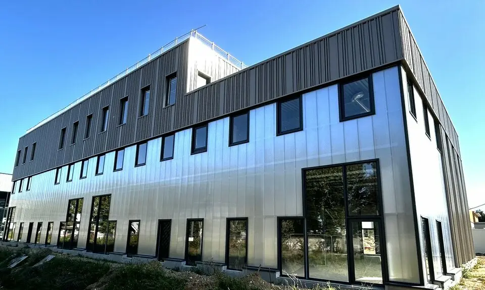 A louer Bureaux 669.5m² Le Petit-Quevilly