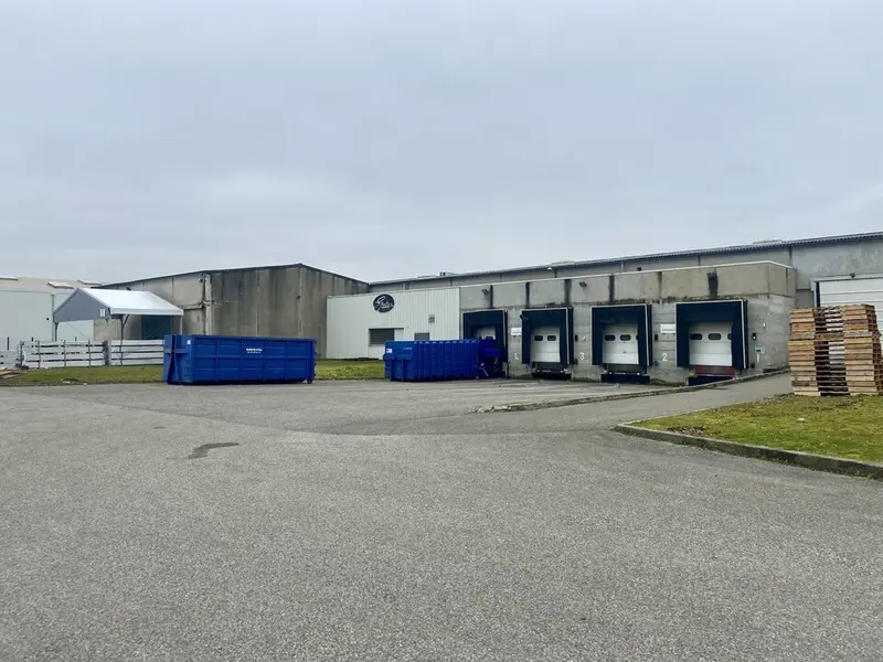 A vendre Locaux d'activité 4400m² Jonage