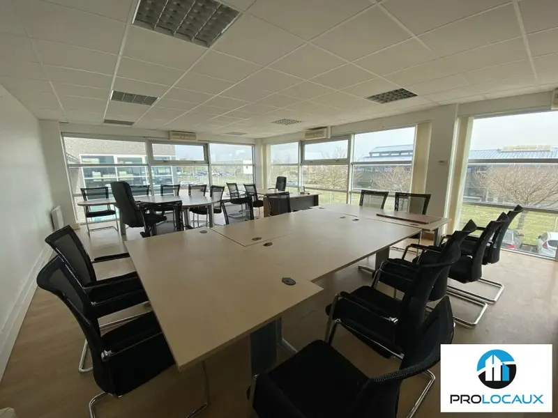 A louer Bureaux 60m² Allonne