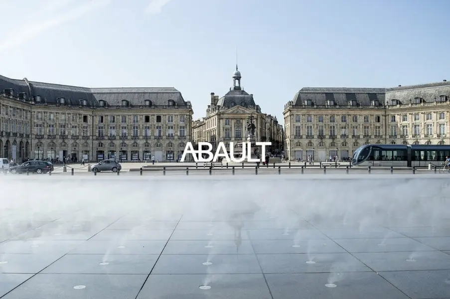 BORDEAUX COURS DE L'INTENDANCE BUREAUX A LOUER DE 62 M² ENVIRON