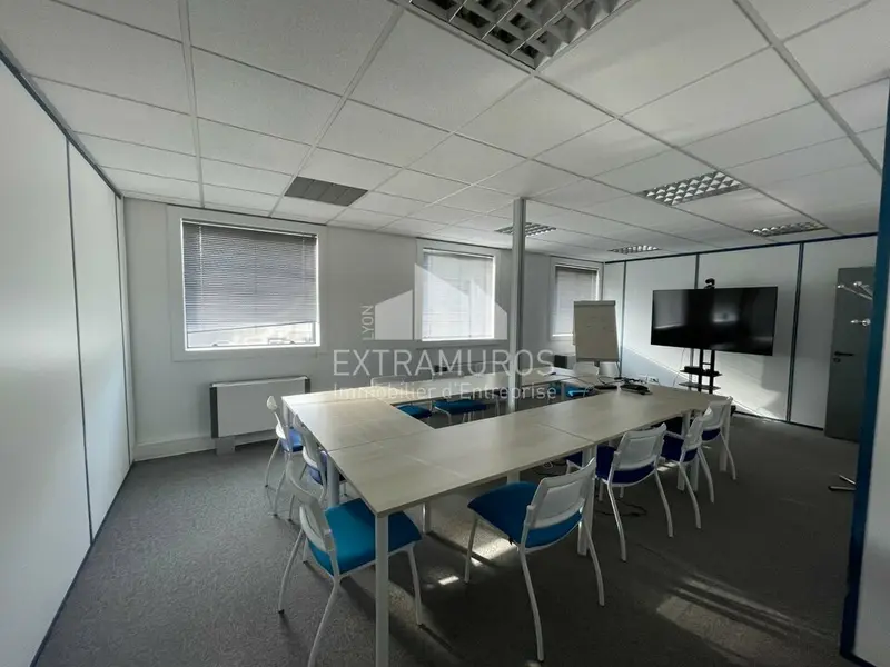 Bureaux de 461m² à la location à Villeurbanne dans l'immeuble QUARTZ